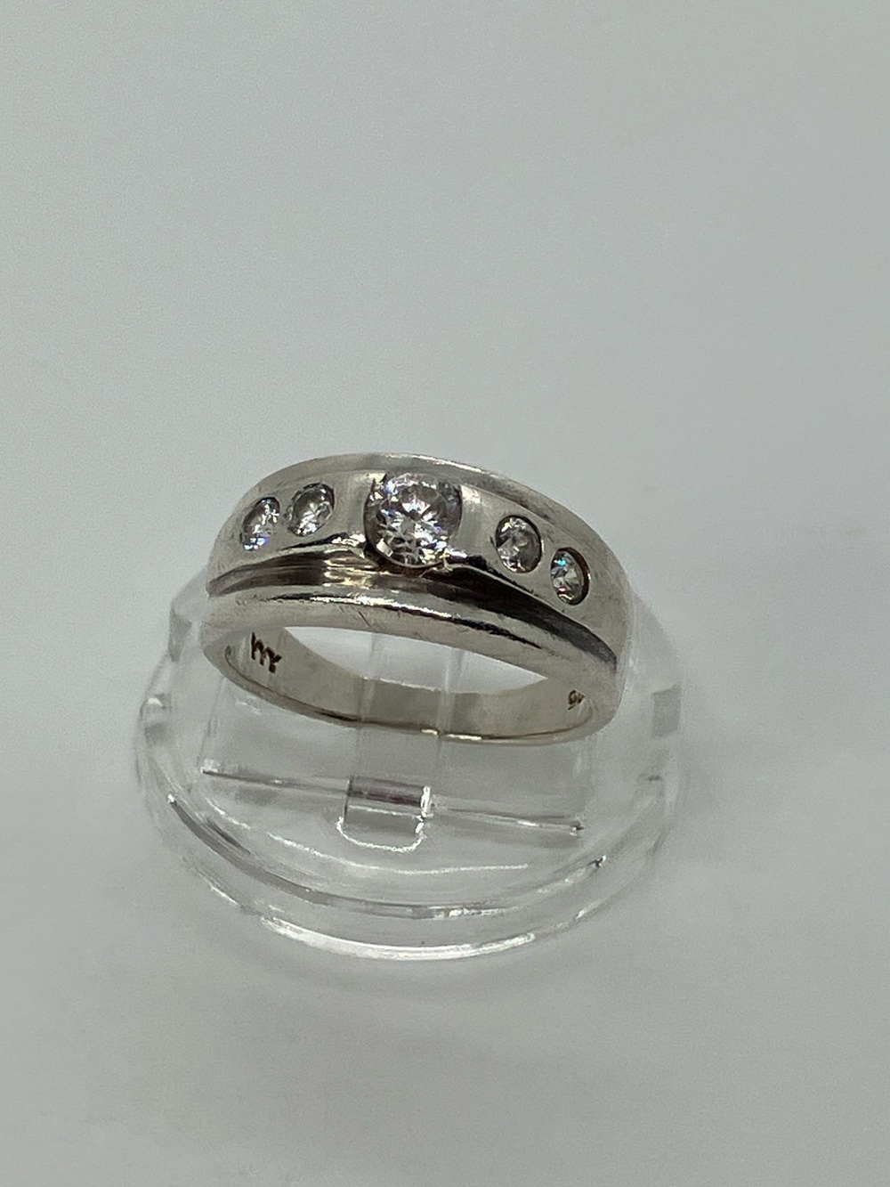 Vtg 925 Bezel Set Wide Band Sterling Silver 5 Cz Stone Ring Sz 5.75